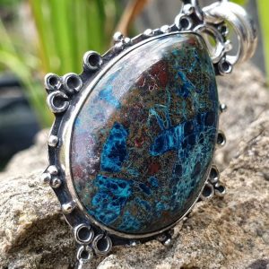 Pendentif en pierre naturelle rare de shattuckite