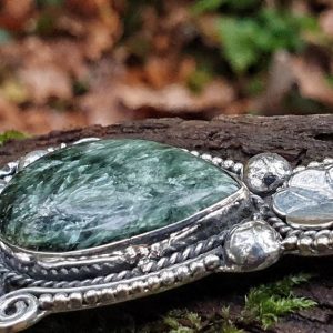 Pendentif en séraphinite, pierre des anges, pierre naturelle verte