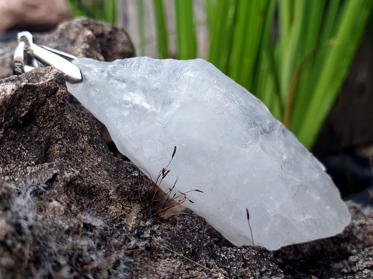 Pendentif En Cristal De Roche Brut – Collier Naturel Et énergétique