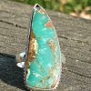 chrysoprase boulder montée en bague plaqué argent