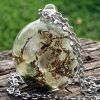 Bulle de prehnite et épidote, résinage epoxy