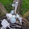 pendule elfique en cristal de roche, collier inspiration féérique, orbes