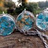 Pendentifs talisman pointe de quartz aqua aura, bijou énergétique